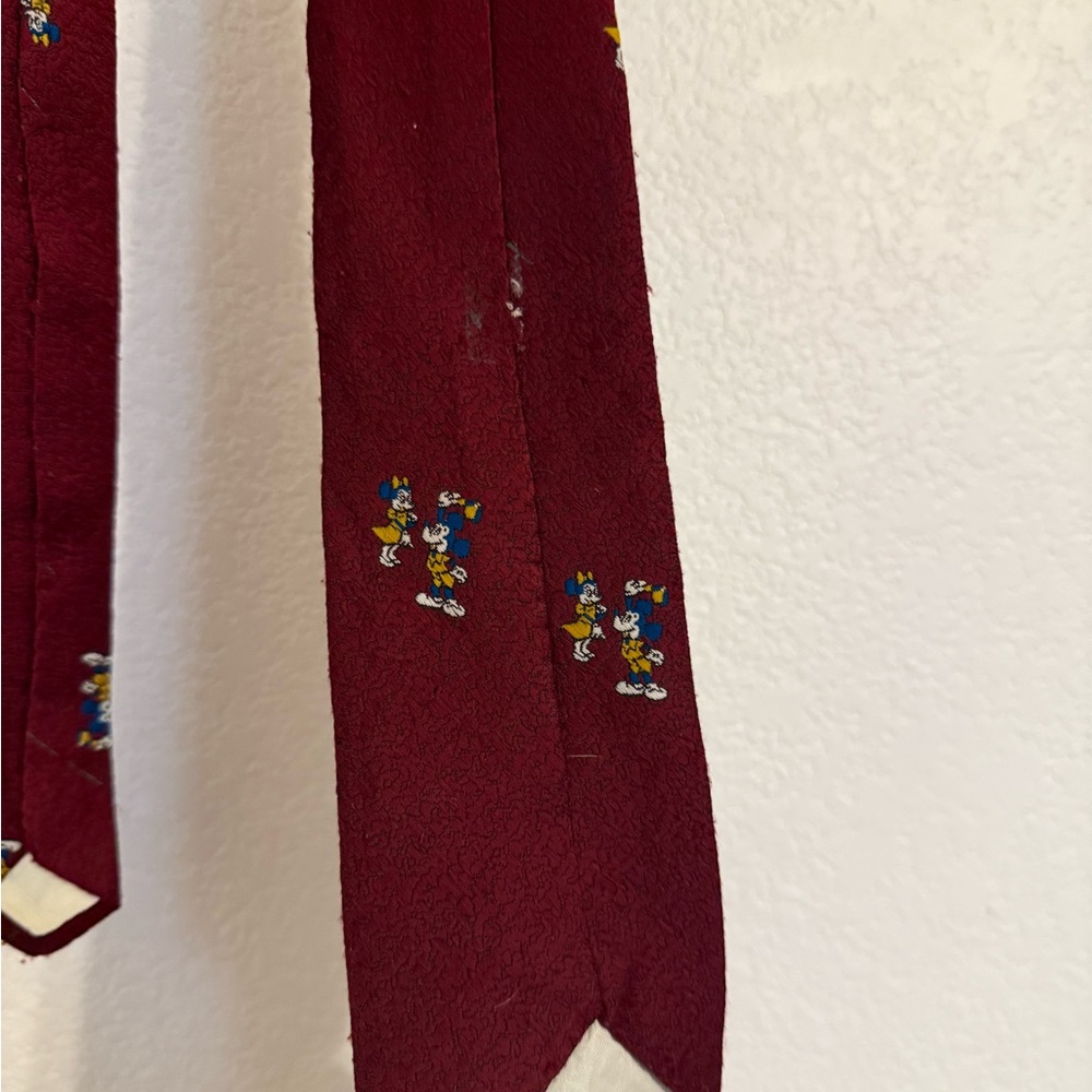 Disney Red Silk Tie with Subtle Pattern vintage collectible - Picture 3 of 4